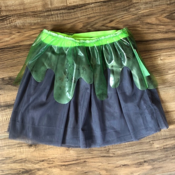 NWT - Halloween Gray Slime Skirt M - Picture 1 of 10